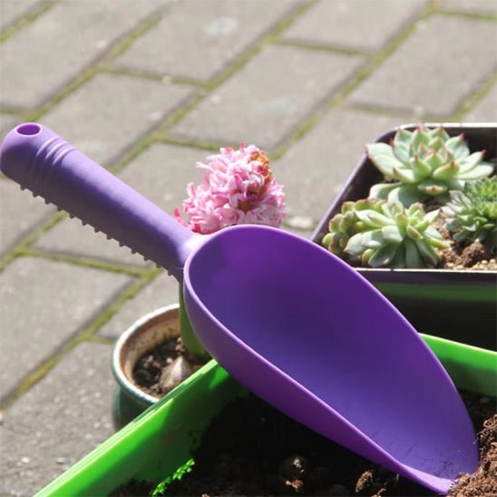 Outils de Jardinage - Pelle - Mon Coin Jardin